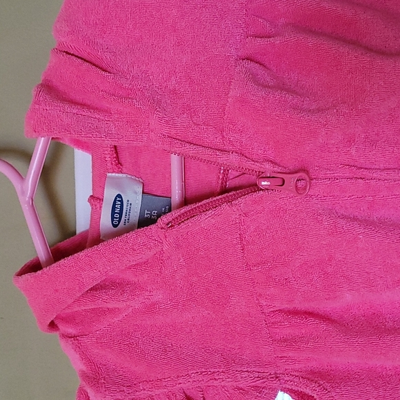 Old navy Kids clothes - Picture 2 of 3